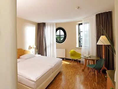Rogner 4* باد بلوماو
